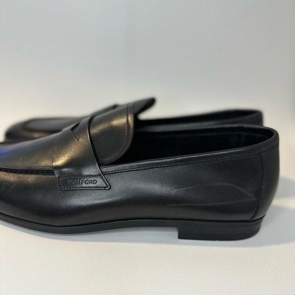 Tom Ford Smooth Leather Sean Penny Loafer - Picture 13 of 16